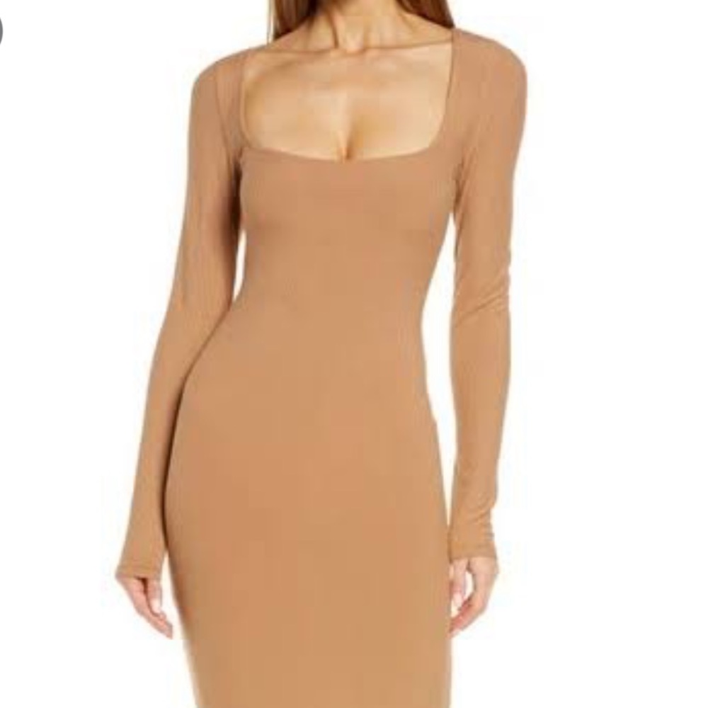 NWT SKIMS SOFT LOUNGE DRESS